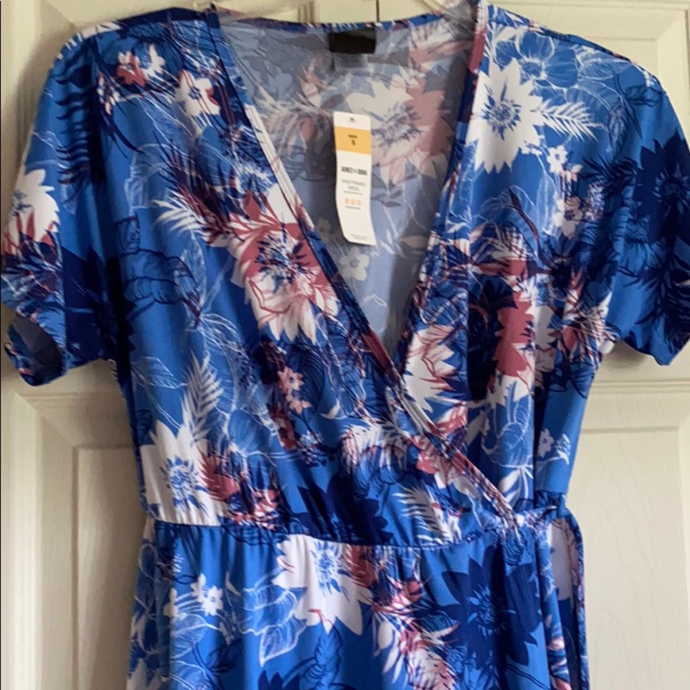 Summer dress - Picture 3 of 3